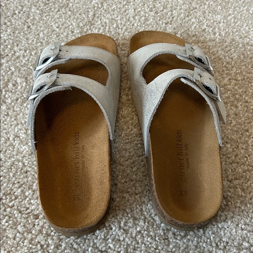 LIKE NEW Garnet Hill Kids Silver Metallic Sandals - Picture 5 of 8